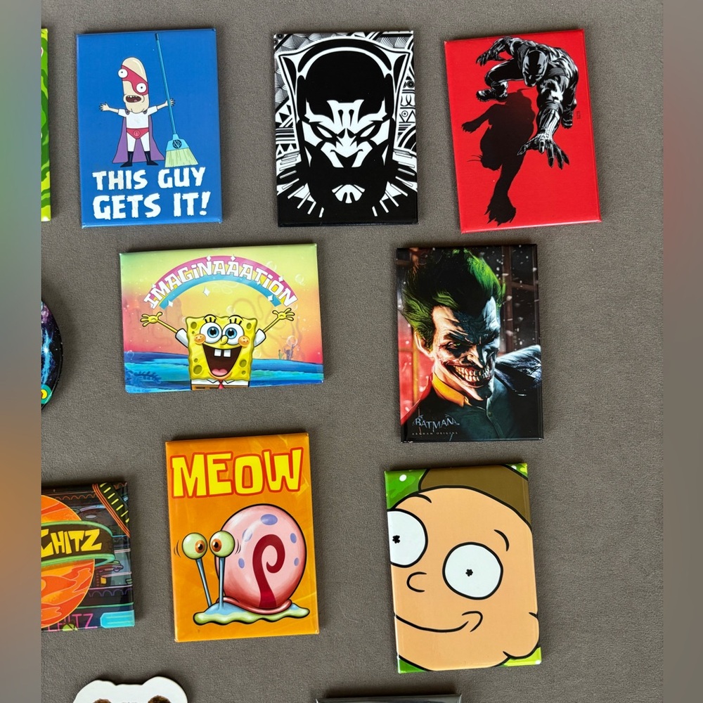 Assorted Cartoon and Movie Magnets - Picture 4 of 15